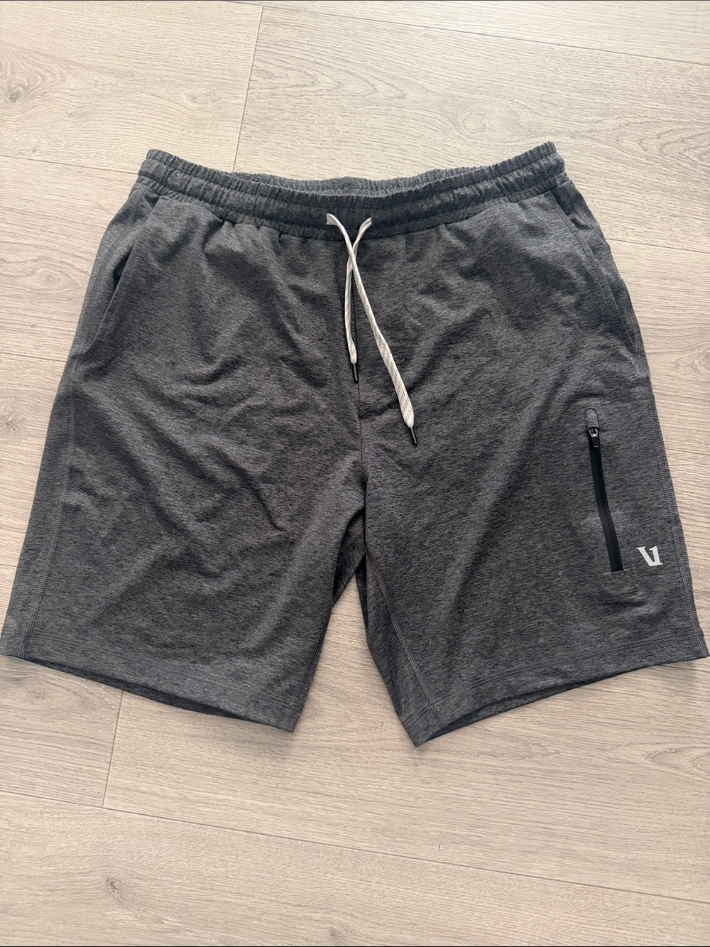 NWOT Vuori Men's Sunday Performance Short